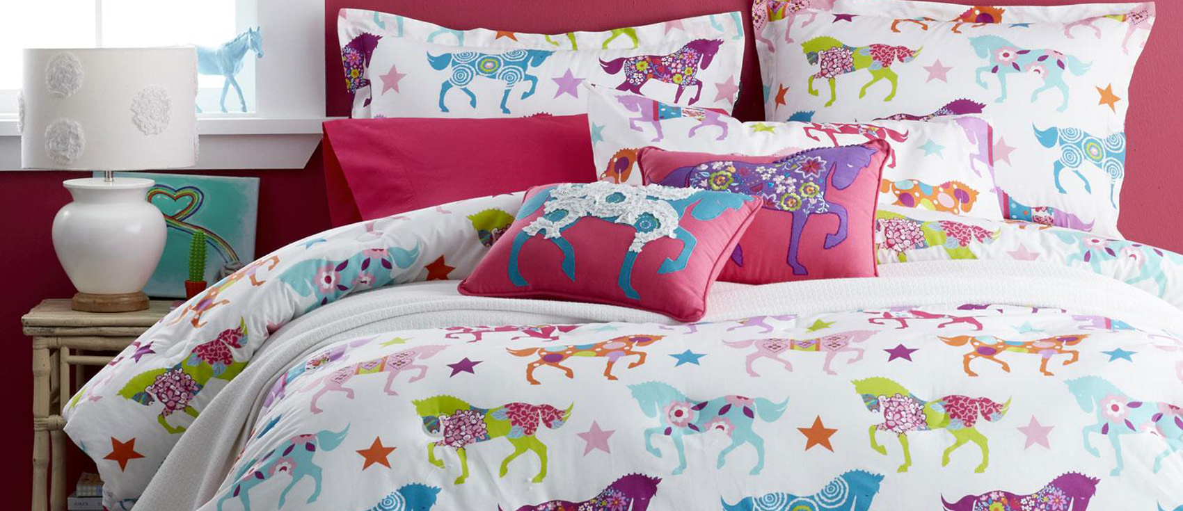 Girls Horse Bedding | How to Design a Cowgirl Theme Bedroom